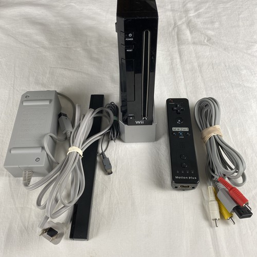 Nintendo wii console - nintendo, black